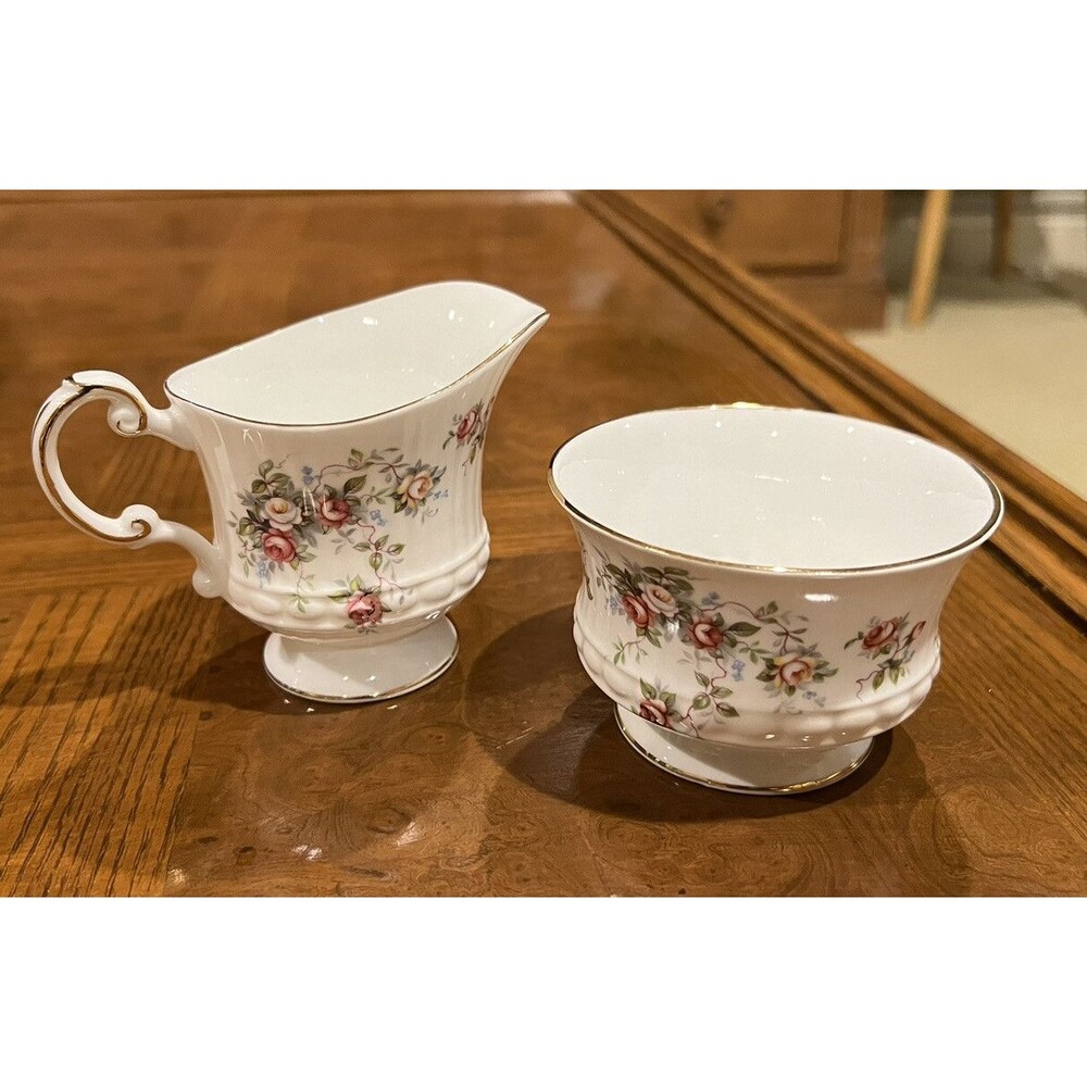 Vintage Queens Rosina Fine Bone China Creamer & Sugar Bowl (Rosamund Pattern)